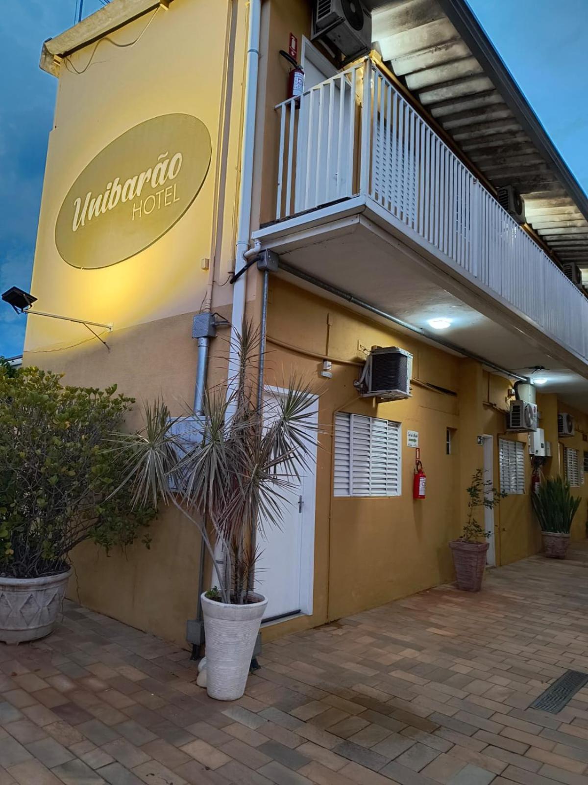 Unibarao Hotel -Proximo As Universidades Unicamp-Puc-Hospitais -Bancos-Restaurantes-Praca Capital -Shopping Dom Pedro - Expo Dom Pedro-Ceasa Campinas  Exterior photo